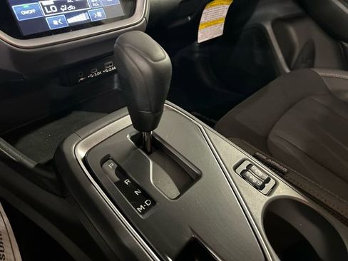 Used 2025 Subaru Crosstrek 2.0i Premium AWD/4WD image 18