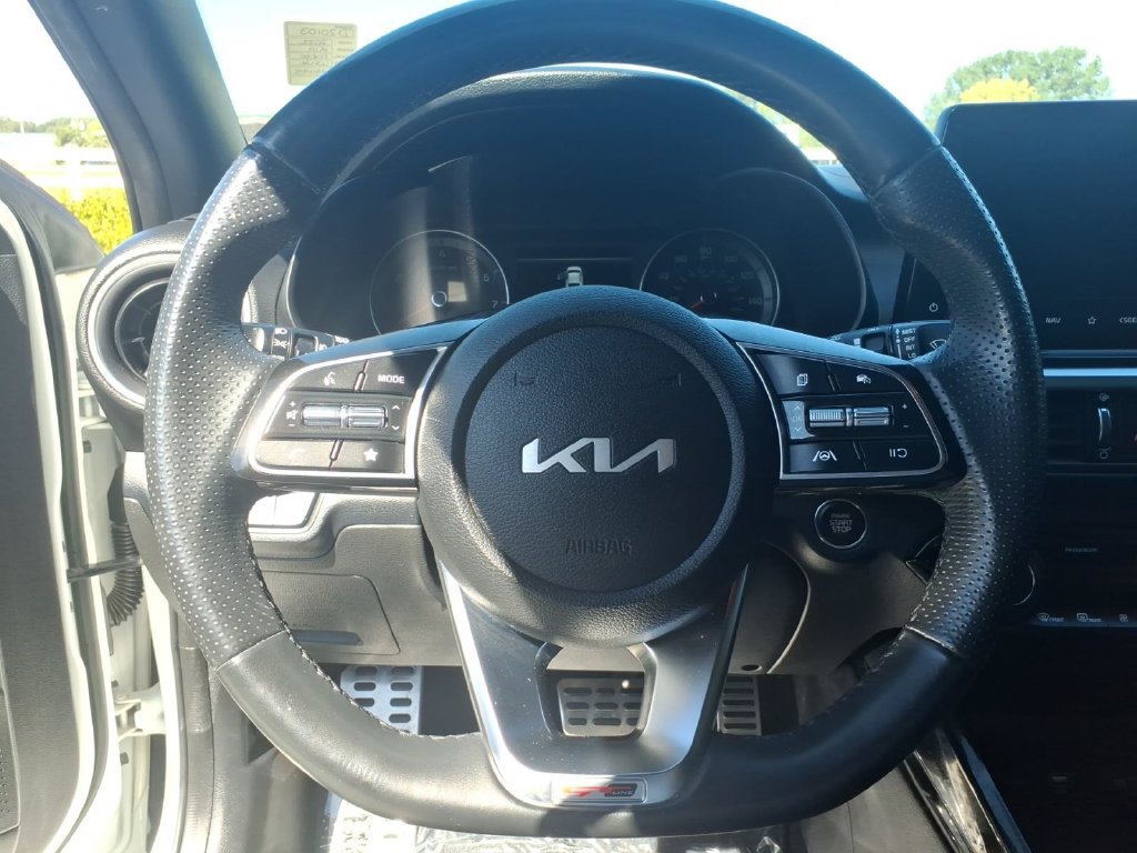 Used 2022 Kia Forte GT-Line FWD image 8