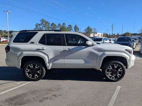 Used 2025 Toyota 4Runner TRD Sport image 2