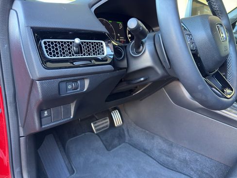 Certified 2025 Honda Civic Sport image 12