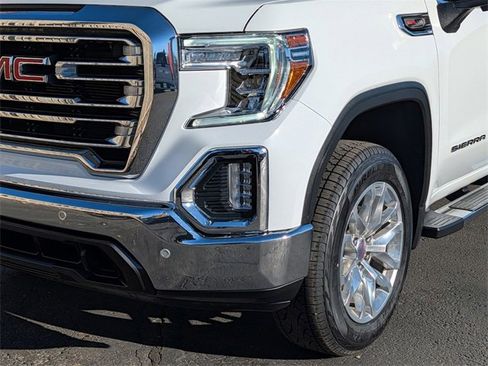 Used 2022 GMC Sierra 1500 SLT w/ SLT Premium Plus Package image 2