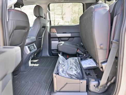 New 2026 Ford F250 Lariat w/ Black Appearance Package AWD/4WD image 23