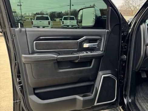 Used 2022 RAM 2500 Laramie image 9