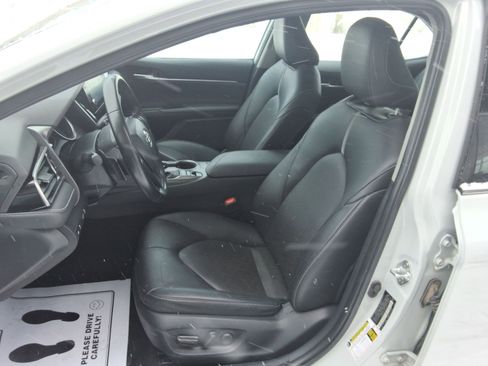 Used 2023 Toyota Camry XSE image 27