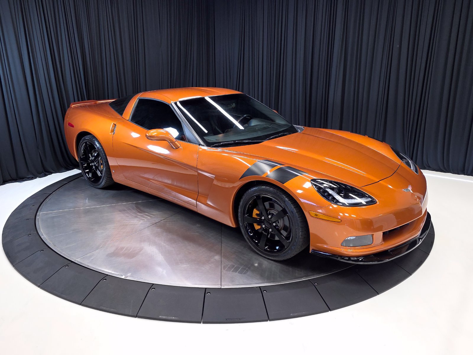 Used 2008 Chevrolet Corvette Coupe w/ Preferred Equipment Group RWD image 16