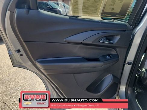 Used 2024 Chevrolet TrailBlazer LT FWD image 14