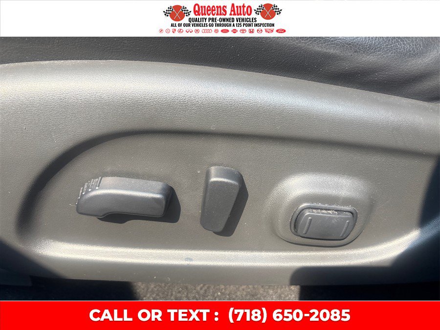 Used 2020 Nissan Pathfinder SL AWD/4WD image 26