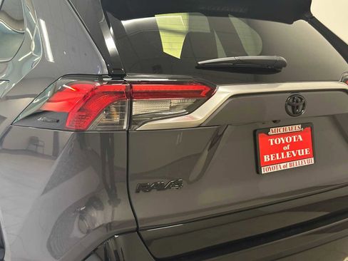 Certified 2025 Toyota RAV4 XSE image 7