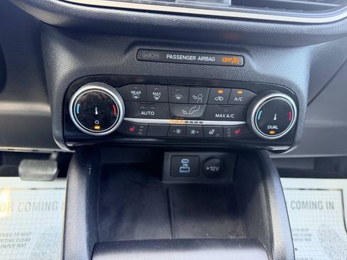 Used 2022 Ford Escape SEL FWD image 22