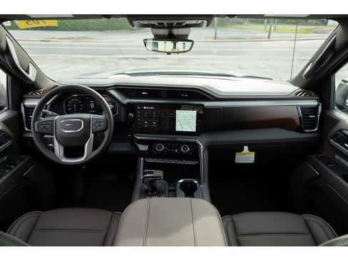 New 2026 GMC Sierra 1500 Denali w/ Denali Reserve Package AWD/4WD image 34