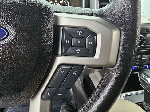 Used 2018 Ford F150 Lariat w/ Equipment Group 502A Luxury image 34