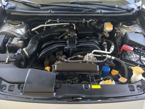 Used 2022 Subaru Crosstrek 2.5i Sport w/ Moonroof Package image 31