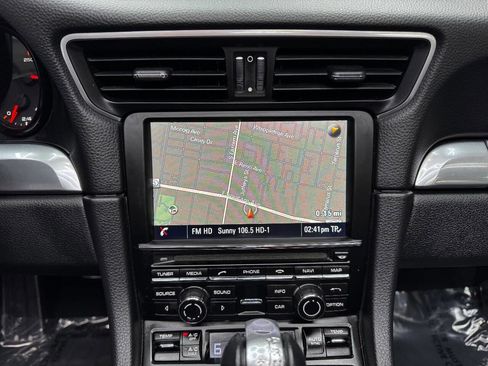 Used 2015 Porsche 911 Carrera S image 33