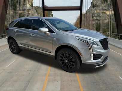 New 2026 Cadillac XT5 Premium Luxury w/ LPO, ONYX Package