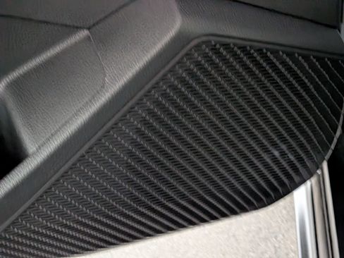 Used 2024 Honda Accord EX image 10