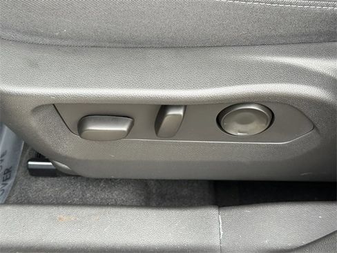 Used 2024 Buick Envision Preferred image 17