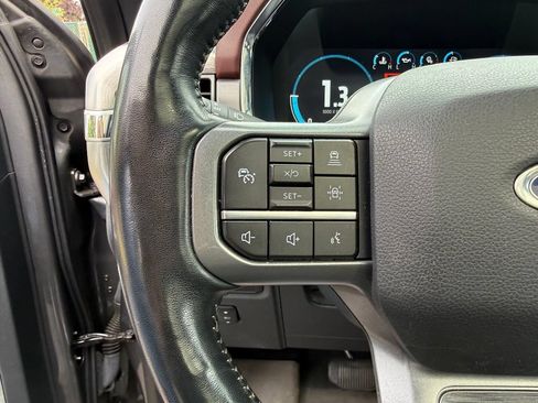 Used 2021 Ford F150 Lariat w/ Equipment Group 502A High AWD/4WD image 11
