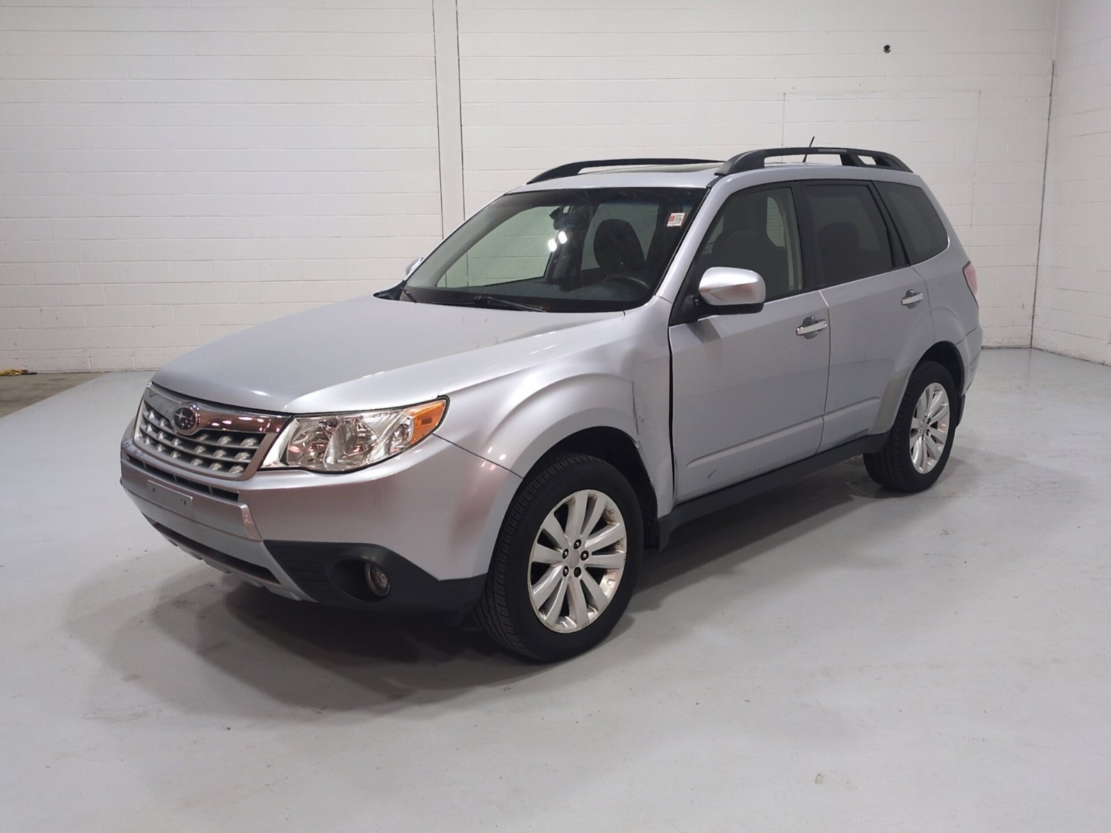 Used 2012 Subaru Forester 2.5X Premium AWD/4WD image 7
