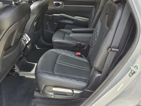 Used 2023 Kia Sorento SX Prestige AWD/4WD image 13