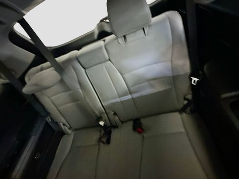 Used 2018 Honda Pilot Touring image 31