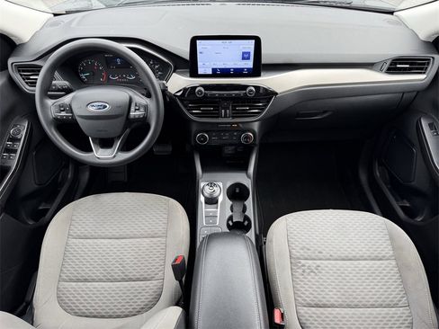 Used 2022 Ford Escape SE w/ SE Sport Appearance Package image 13