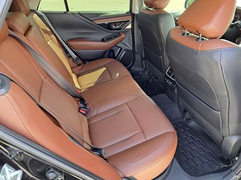 Used 2021 Subaru Outback Touring XT image 5