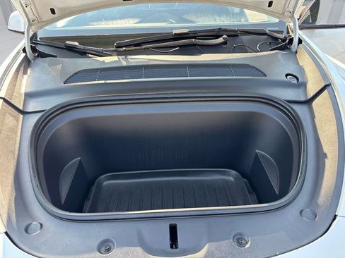 Used 2021 Tesla Model Y Performance AWD/4WD image 11