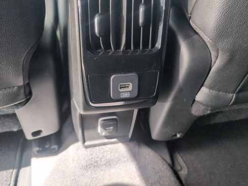 Used 2025 Jeep Compass Limited AWD/4WD image 17
