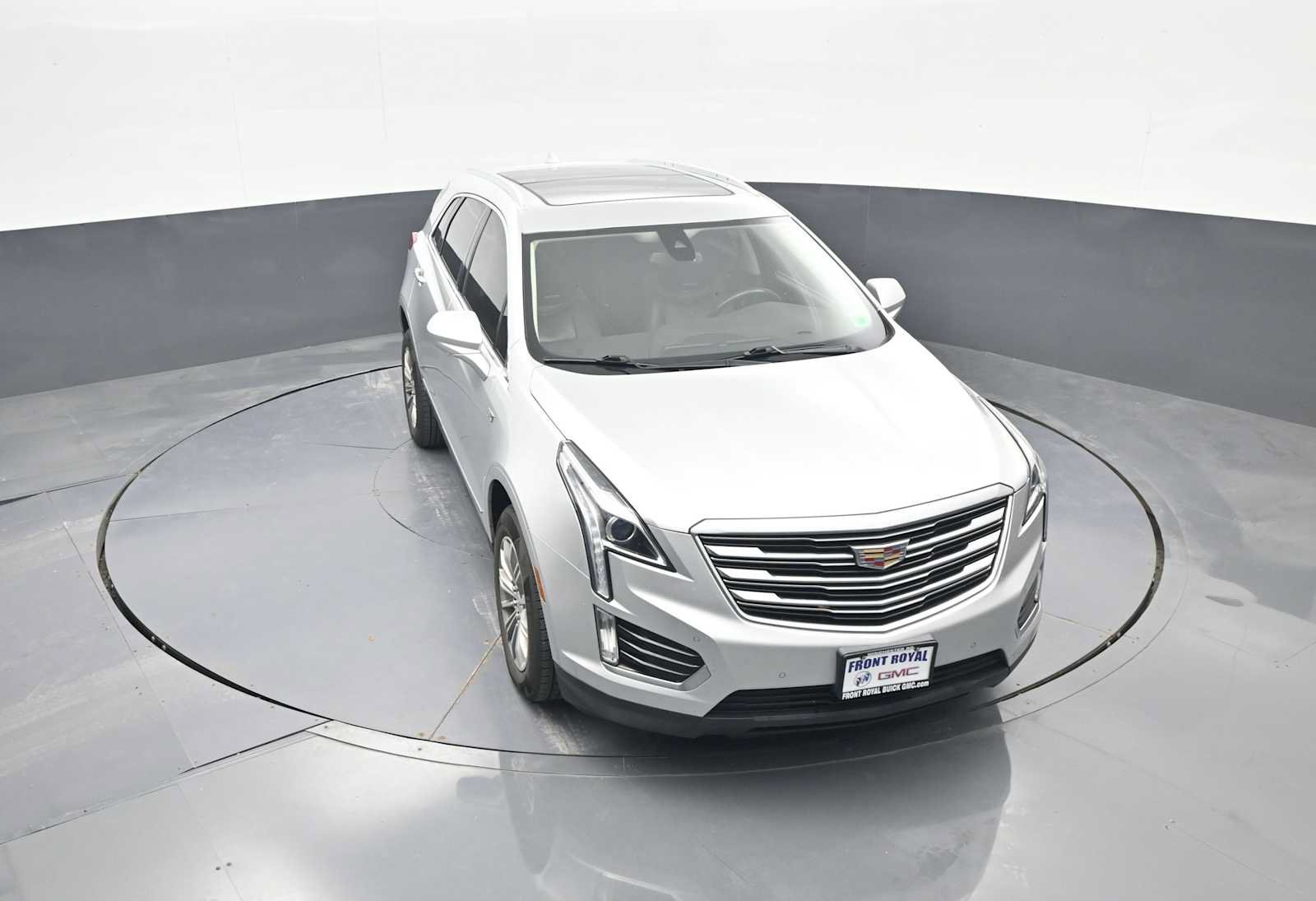 Used 2017 Cadillac XT5 Luxury w/ Driver Awareness Package AWD/4WD image 33