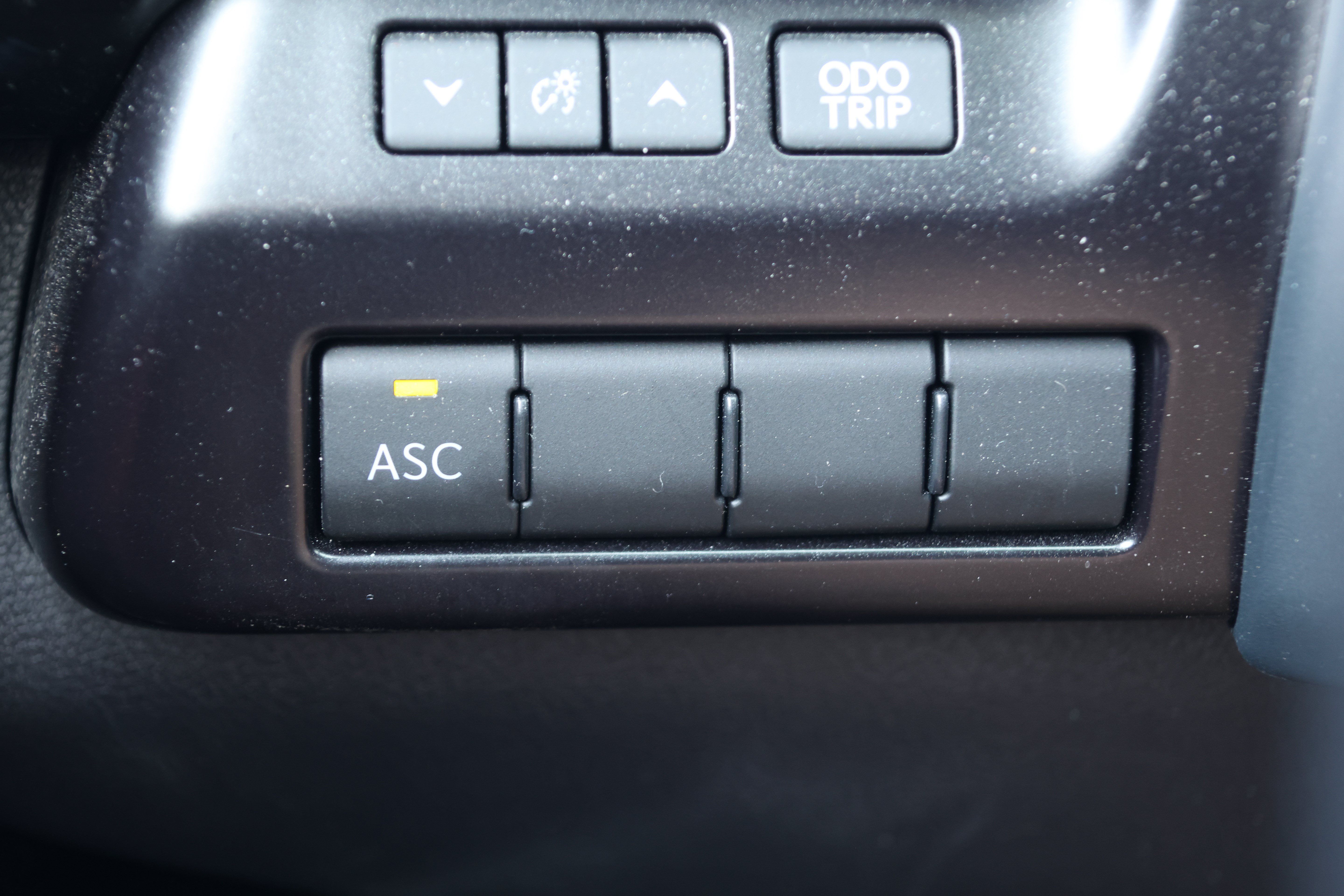 Certified 2023 Lexus UX 250h F Sport FWD image 16