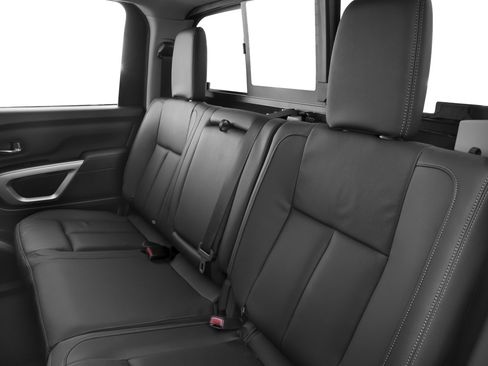 Used 2016 Nissan Titan SL RWD image 51
