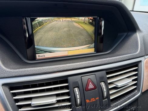 Used 2012 Mercedes-Benz E 350 Sedan image 81