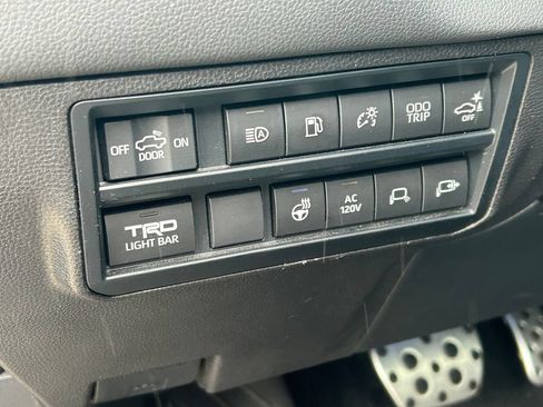 Used 2024 Toyota Tundra TRD Pro w/ TRD Pro Tow Package AWD/4WD image 28