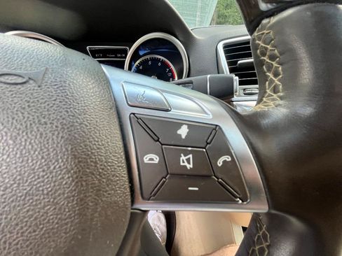 Used 2013 Mercedes-Benz ML 350 4MATIC image 21