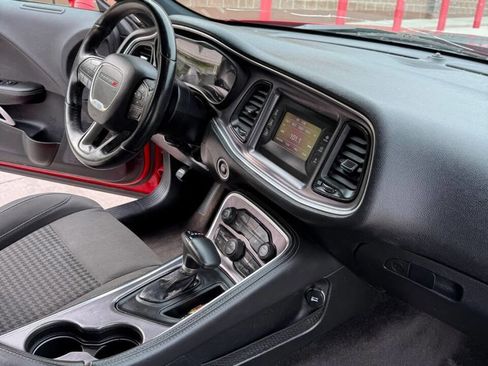 Used 2017 Dodge Challenger SXT w/ Blacktop Package image 9