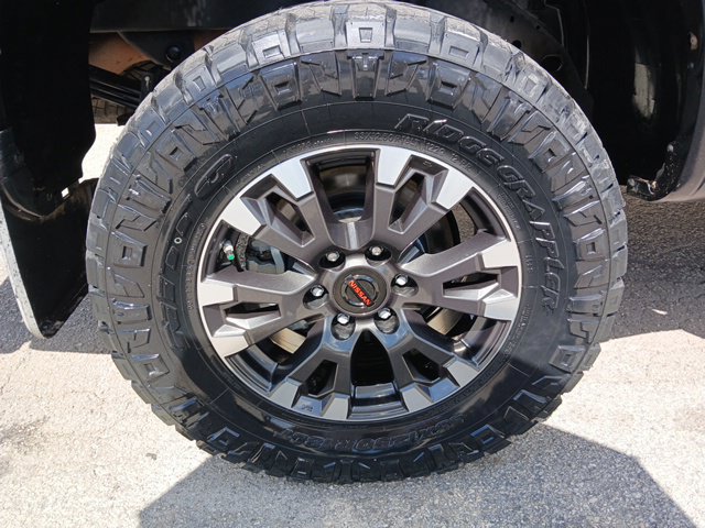 Used 2021 Nissan Titan PRO-4X w/ Pro-4x Convenience Package AWD/4WD image 69