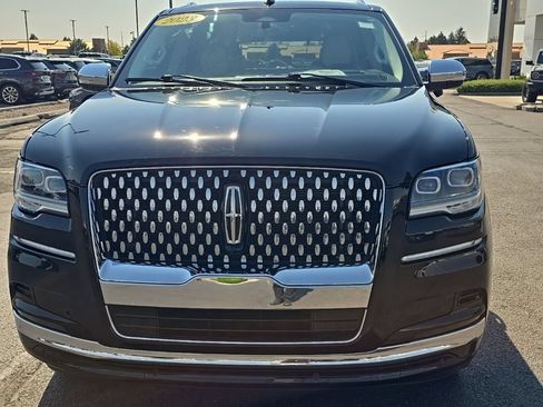Used 2023 Lincoln Navigator Black Label AWD/4WD image 8