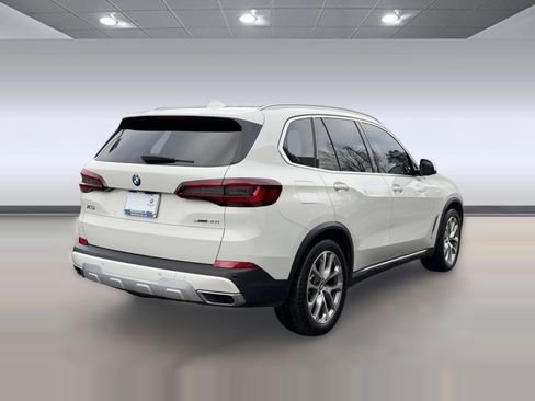 Used 2022 BMW X5 xDrive40i w/ Premium Package image 9