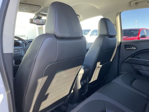 Used 2022 GMC Canyon AT4 w/ Trailering Package image 24