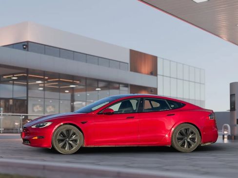 Used 2021 Tesla Model S Long Range image 2