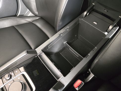 Used 2024 MAZDA MAZDA3 s FWD image 24
