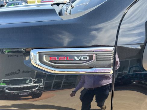 Used 2021 GMC Sierra 1500 Denali w/ Denali Ultimate Package AWD/4WD image 9