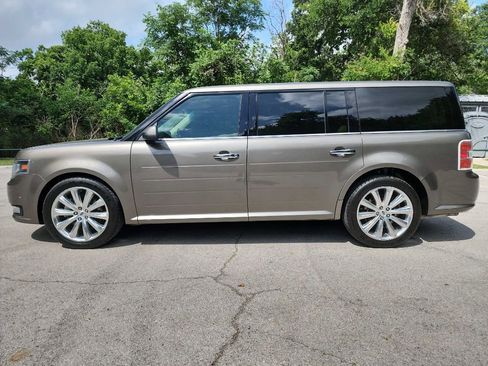 Used 2014 Ford Flex Limited w/ Equipment Group 303A AWD/4WD image 4