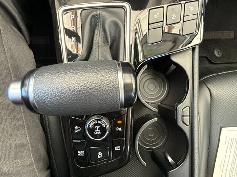 Used 2023 Kia Sportage EX AWD/4WD image 22