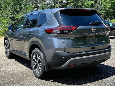 Used 2023 Nissan Rogue SV AWD/4WD image 6