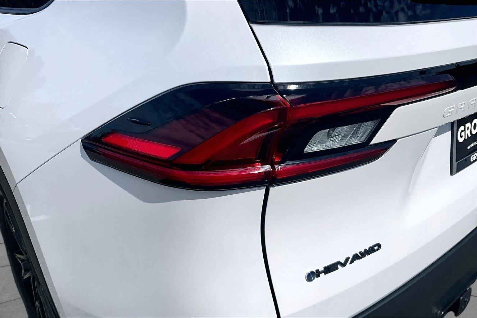Certified 2025 Toyota Grand Highlander AWD Hybrid image 28