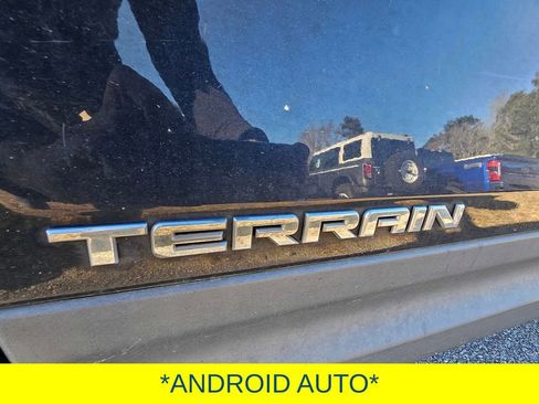 Used 2020 GMC Terrain SLE w/ LPO, Floor Liner Package image 9