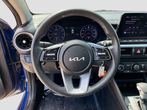 Certified 2023 Kia Forte LXS FWD image 17