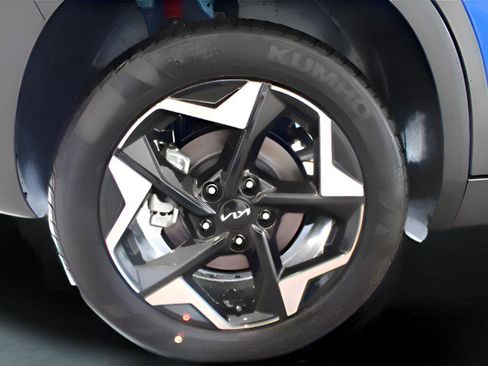 New 2026 Kia Seltos S AWD/4WD image 9