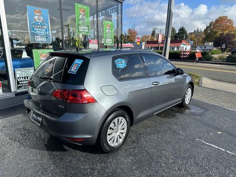 Used 2015 Volkswagen Golf Launch Edition image 5
